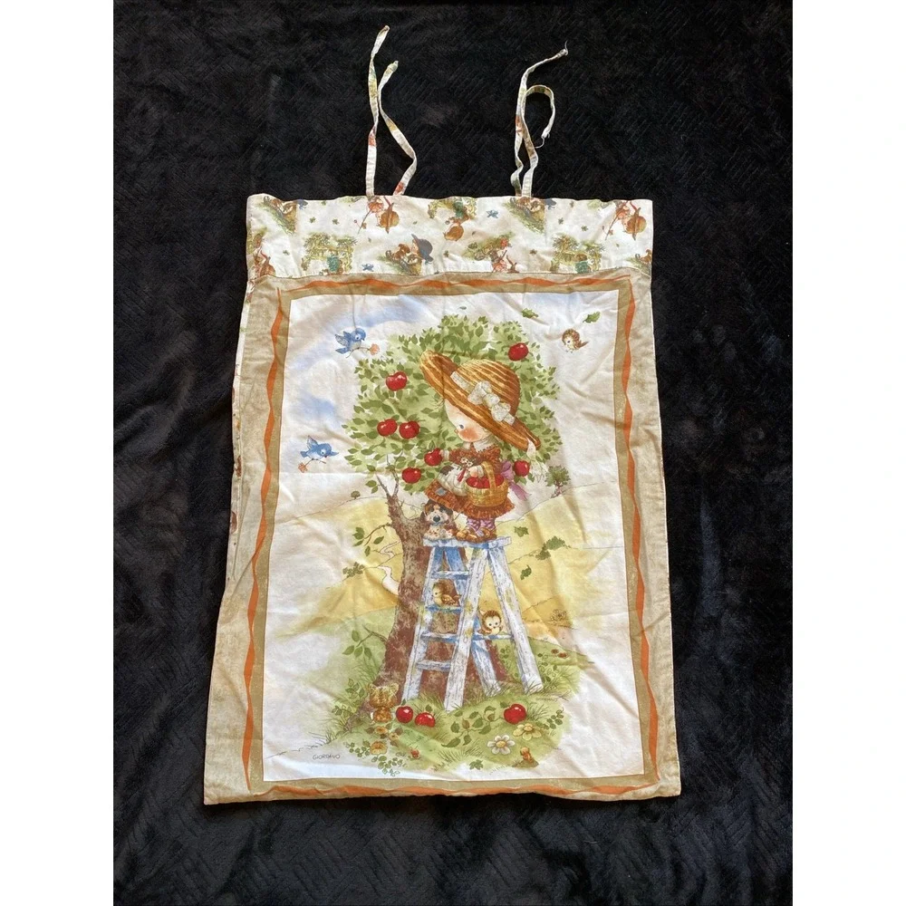 Vintage Style Pillowcase Apple Picking Child Giordano Standard‎ Size
